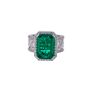 Anillo de Oro Blanco de 14K/18KT con Baño de Rodio para Mujer, Corte Brillante, Piedra Central Verde, Halo de Diamantes Naturales con Detalles Laterales - Product Image 1