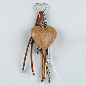 Porte-clés en cuir véritable de luxe de haute qualité, durable, cadeau promotionnel, logo de voiture personnalisé en relief, taille personnalisée - Product Image 6