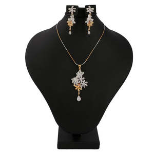 Conjunto de Joyería con Diamantes Americanos - Color Durazno - Product Image 1