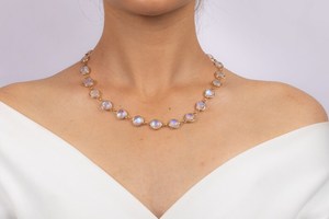 Collier de pierres de lune arc-en-ciel rondes naturelles faites à la main Collier de pierres précieuses en or jaune pur 18 carats Bijoux fins Cadeaux d'anniversaire - Product Image 5