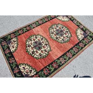 Auténtica Alfombra de lana turca Vintage 3,9 pies X 5,8 pies elegante obra maestra tejida a mano con patrón de retales de tejido plano con respaldo de látex - Product Image 4
