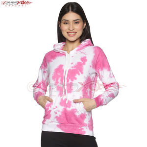 Sudadera con capucha transpirable elegante para mujer con estampado Tie Dye y ajuste deportivo para el rendimiento diario Sudadera con capucha con estampado Tie Dye - Product Image 1