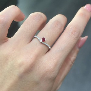 Anillo Clásico de Plata 925 con Moissanita en Forma de Lágrima para Mujer, Color Rojo Sangre de Pichón, Bañado en Rodio, Engaste de Garra, Regalo de Compromiso o Boda - Product Image 6