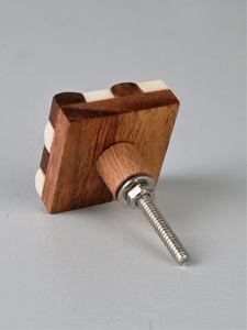 ลูกบิดประตูไม้สีน้ำตาลและสีดำ ลูกบิดประตูไม้สั่งทำสี รูปทรง ขนาด ผลิตในอินเดีย - Product Image 4