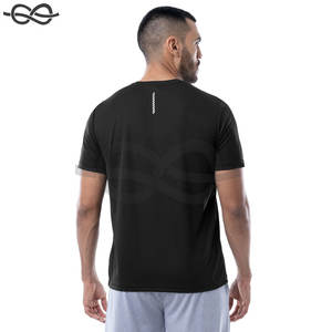 Camiseta de manga corta activa Core Active para hombre de Athletic Works, Camiseta deportiva personalizable, tela que absorbe la humedad - Product Image 3
