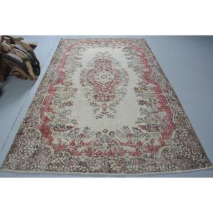 Alfombra Tradicional de Lana Roja Beige Ecológica de Pelo Medio, 5.9 x 9.4 pies, Diseño Vintage de Patchwork Turco, Alfombra para Comedor, para Adolescentes - Product Image 1