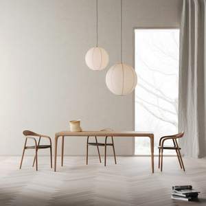 Chaise de salle à manger en bois naturel massif Design japonais moderne pour restaurant, café, bar, hôtel ou appartement - Product Image 3