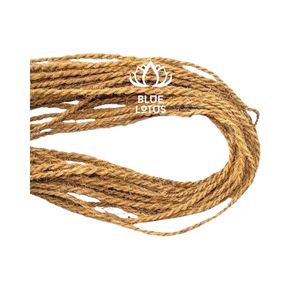 TENDANCES ACTUELLES : Corde en fibre de coco sélectionnée pour les projets d'aménagement paysager modernes et matériaux sophistiqués pour la décoration des réceptions de bureau - Product Image 1