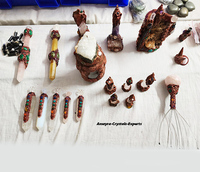 Indah Kayu Batu Permata Pendulum Berdiri Dowsing Pendulum Pemegang untuk Hadiah Beli Grosir dari Amayra Kristal Ekspor India
