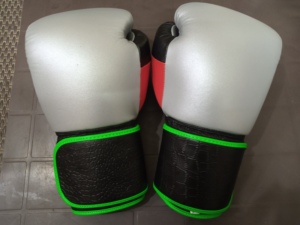 Gants de Sparring en Cuir Professionnels LIAO 2025 – Personnalisables pour le Kickboxing Adulte et Enfant – Gants Rival en Cuir PU - Product Image 3