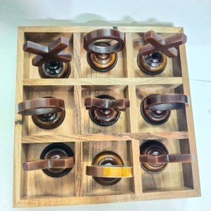 Jeu de Tic Tac Toe Antique en Bois et Résine Époxy, Jeu XO de Table Élégant, Parfait pour les Cadeaux et la Décoration de la Maison - Product Image 6