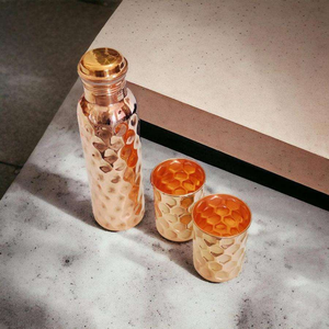 Botella de Agua de Cobre Martillado con Diseño de Diamante, Personalizable OEM/ODM, Ayurvédica, 1000 ml, Ecológica, para Bebidas Deportivas - Product Image 3