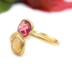 Vente en gros de pierres précieuses en forme de coussin en forme de citrine et de tourmaline rose Quartz hydraulique Double pierre plaqué or 24 carats bijoux de bague de réglage de lunette - Product Image 1