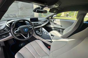 BMW i8 Coupé 2015 en buen estado - Product Image 3