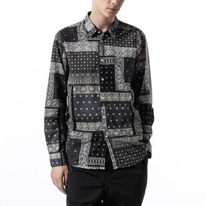 SOPHNET. Chemise décontractée 100% coton, col mandarin, coupe ajustée, manches courtes, tissu popeline de lin, style bandana à carreaux, noir, homme - Product Image 3