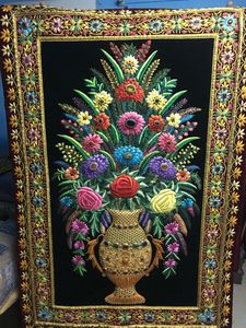 Tapis bijou décoratif de style moderne India Zari Threadwork Tenture murale pour intérieurs de maison Thèmes du patrimoine pour les occasions de cadeaux - Product Image 4