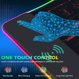 <span class=keywords><strong>Tapis</strong></span> de <span class=keywords><strong>souris</strong></span> de jeu RVB à chargement sans fil personnalisé 15W <span class=keywords><strong>Tapis</strong></span> de bureau <span class=keywords><strong>Tapis</strong></span> de <span class=keywords><strong>clavier</strong></span> extra large Base en caoutchouc <span class=keywords><strong>Tapis</strong></span> de <span class=keywords><strong>clavier</strong></span> d'ordinateur pour les jeux - Product Image 3