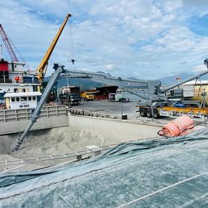 Déchargeur de ciment à haute capacité conçu pour un déchargement efficace du ciment en vrac, adapté aux ports et aux terminaux - Product Image 5