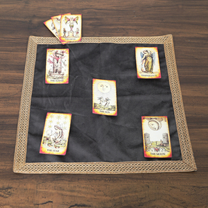 Tarot propagation carré velours Aasan pour Pooja nappe fait à la main décor à la maison multi-usages belle par les expéditeurs indiens - Product Image 4