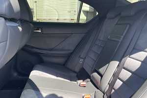 2023/23 I S 500 Edición de Lanzamiento, Caja de Cambios Automática, Título Limpio, Sin Accidentes, con Bajo Kilometraje, Listo para Envío - Product Image 6