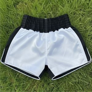 Shorts de Muay Thaï Couture Premium pour l'entraînement MMA Fitness Fighters - Product Image 4