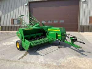 Máquina empacadora de heno cuadrada más vendida con motor de alto rendimiento y caja de cambios Embaladora rápida y eficiente - Product Image 3