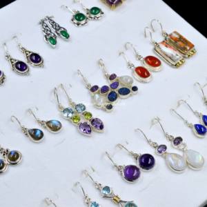 ต่างหูพลอยผสมคุณภาพสูงจำนวนมากเครื่องประดับวินเทจต่างหูแบบห้อยดีไซน์เนอร์ต่างหูจำนวนมากขายส่งจำนวนมากสำหรับผู้หญิง - Product Image 3