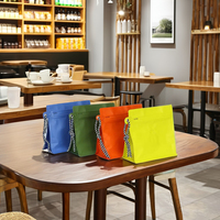 Pochette d'emballage pour café à fond plat, étanche à l'humidité, en aluminium, avec fermeture éclair, valve de dégazage et cordon de transport pour stockage alimentaire