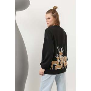 เสื้อสเวตเชิ้ตแขนยาวพิมพ์ลายกวางสีดำสำหรับผู้หญิง ยี่ห้อ Soul Brand เหมาะสำหรับใส่ในชีวิตประจำวัน - Product Image 4