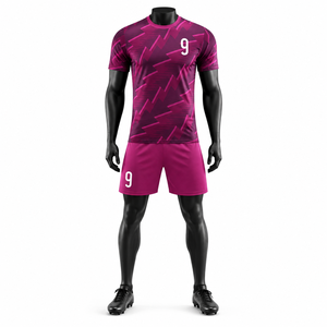 Uniforme de Fútbol Rosa Personalizado, Conjunto de Camiseta y Pantalones Cortos de Poliéster de Secado Rápido, Ropa Deportiva Transpirable para Entrenamiento de Equipo para Hombre - Product Image 1
