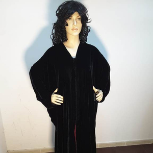 2022 noir décontracté moderne musulman Abaya beau velours caftan avec travail manuel perlé taille personnalisée de dubaï - Product Image 1