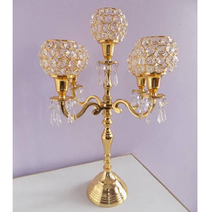 Meilleur prix de gros Design attrayant métal aluminium 5 bras boule de cristal brillant plaqué or avec perles de cristal décoration de mariage - Product Image 6