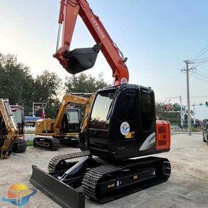 Excavatrice Hitachi ZX70 d'occasion à vendre, modèle d'occasion bon marché de 7 tonnes de poids opérationnel avec composants principaux, moteur et pompe - Product Image 5