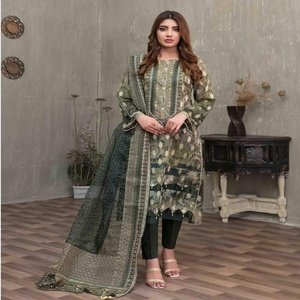 Diseñador señoras 3 piezas algodón Tawakkal bordado cuello Qous-E-Qazah volumen trajes moda indio pakistaní césped ropa - Product Image 4