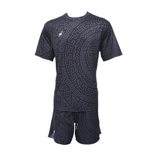 Conjunto de dos piezas informal de alta calidad para hombre, camiseta de verano con estampado floral y pantalones cortos de punto, transpirables y cómodos para el invierno - Product Image 1