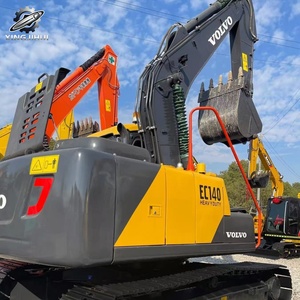 Excavatrice sur chenilles Volvo EC140 d'occasion, 14 tonnes, godet de 0,6 m³, marque suédoise d'origine, excavatrice de construction de taille moyenne, faible nombre d'heures, certifiée CE - Product Image 3
