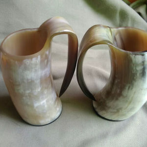 Vente en gros de tasse à corne à boire Viking de style naturel de qualité supérieure Technique finie et polie à la main pour la bière et l'eau à usage personnalisé - Product Image 1