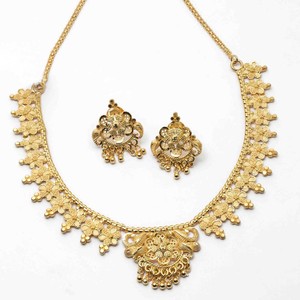 ชุดสร้อยคอและต่างหูชุบทอง14K 18K 24K ทำจากทองเหลืองสุดหรูทำจากอินเดีย - Product Image 3