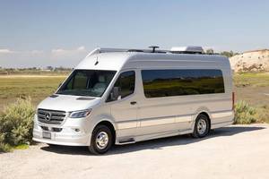 Mercedes-Benz Sprinter 3500XD Usada, Año 2019, Blanca, Faros LED, Aire Acondicionado Automático, Volante a la Izquierda - Product Image 4