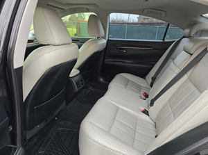 GOOD 2017 ES 350 avec moteur 6 cylindres automatique 4 roues motrices Direction à droite et à gauche Sièges en cuir-an - Product Image 4