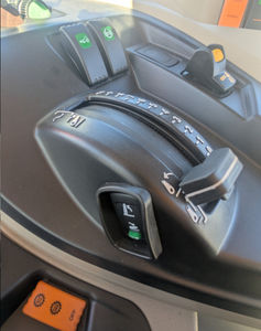 รถแทรกเตอร์ Massey Ferguson MF 399 4WD มือสองจากโรงงาน คุณภาพดี 50 แรงม้า เกียร์อัตโนมัติ พร้อมขาย - Product Image 6