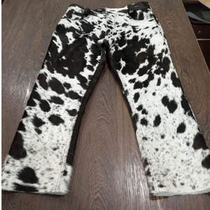 Pantalon en cuir de vachette coupe-vent pour homme avec logo personnalisé, vente en gros à prix abordable, faible MOQ - Product Image 2