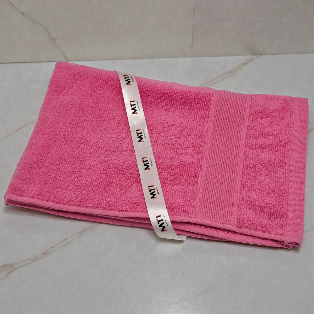 สีชมพูบานเย็น