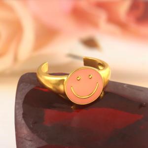 Bague ajustable classique en argent sterling 925 plaqué or éternel avec émail pour le visage, idéale pour les occasions festives - Product Image 5