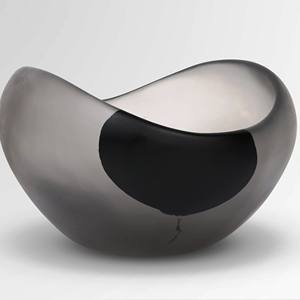 Bol et plat de service en résine polie faits à la main, écologiques, de couleur rouge, article unique, pour les fêtes, fabriqués en Inde - Product Image 6