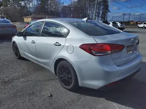 Kia Forte 2018 Usado a Precio Accesible - Product Image 2