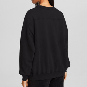 Nueva llegada de las mujeres de algodón en relieve Streetwear Oversize Jumper con capucha Sudadera de cuello redondo Puff Imprimir Invierno Suéter de cuello redondo - Product Image 3