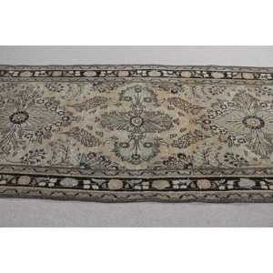 Alfombra Turca Vintage de 0.3x8.7 pies, Alfombra de Lana Marrón Estilo Suroeste - Product Image 3