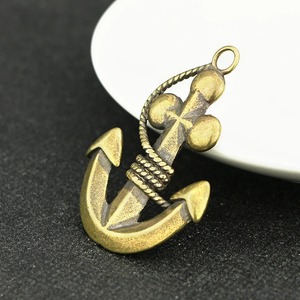 Colgante de ancla de cuerda de latón para hombre y mujer, colgante creativo de timón de cobre puro, ancla Retro de la Marina, llave de coche - Product Image 3