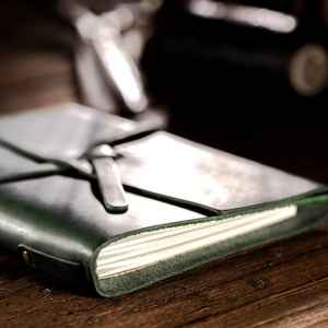 Funda de Cuero Minimalista de Lujo para Cuaderno A5, Recargable, Protectora, a Prueba de Olores, para Uso Diario en la Oficina - Product Image 4